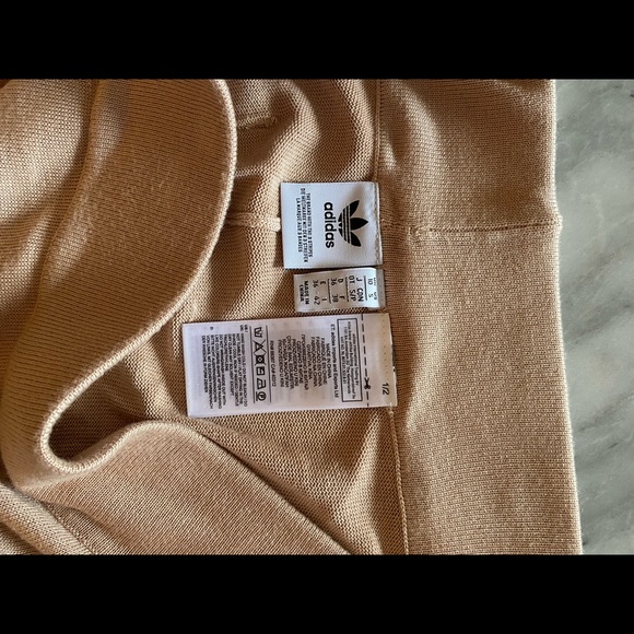 Adidas shorts - Picture 3 of 3